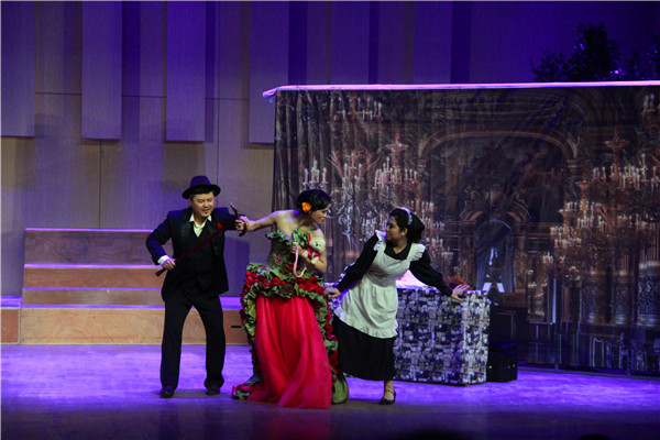 “为梦想痴狂 向经典致敬”-韩梅教授研究生毕业教学成果展演在bat365上演