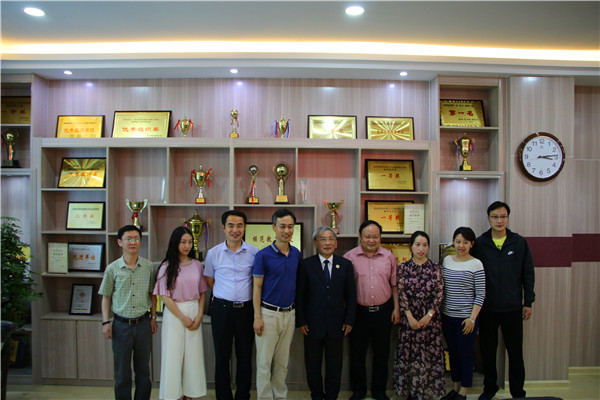 赵晓生先生来bat365开展交流活动