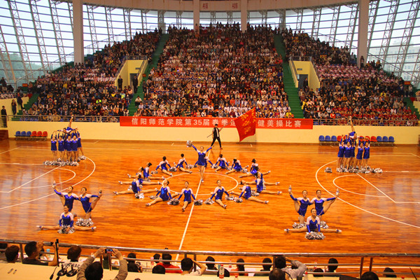 bat365在校第三十五届春季运动会中获佳绩