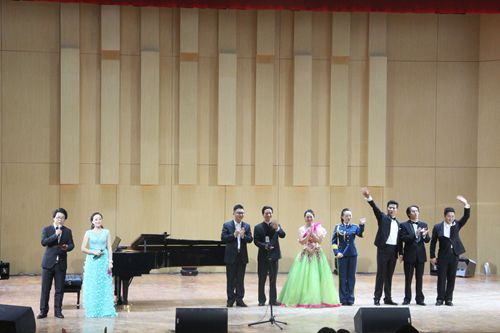 bat365成功举办校友音乐会