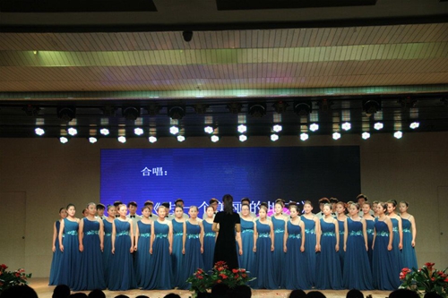 bat365顺利举办“我们的天空，我们的梦”漾年华迎新晚会