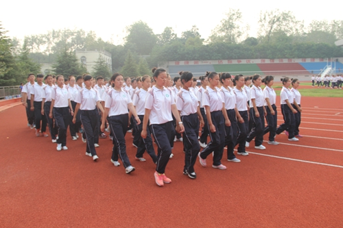 bat365新生军训工作圆满结束