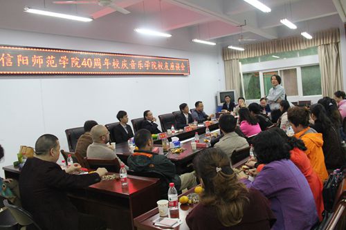 bat365成功举办校友座谈会