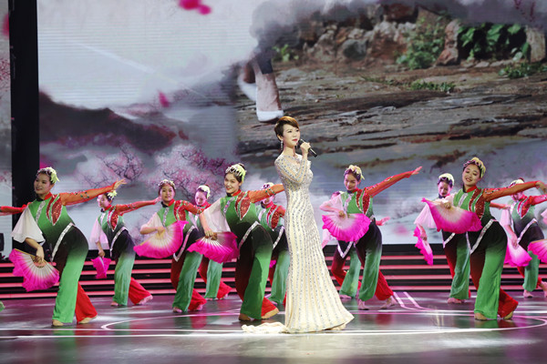 bat365参演第三届美丽乡村国际微电影艺术节表彰典礼受好评