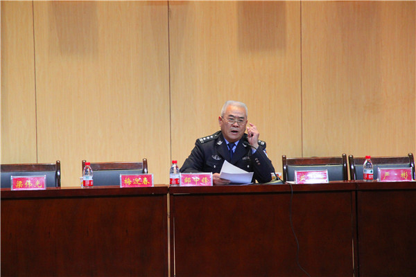 2016112410380625.jpg bat365召开学生安全教育知识讲座