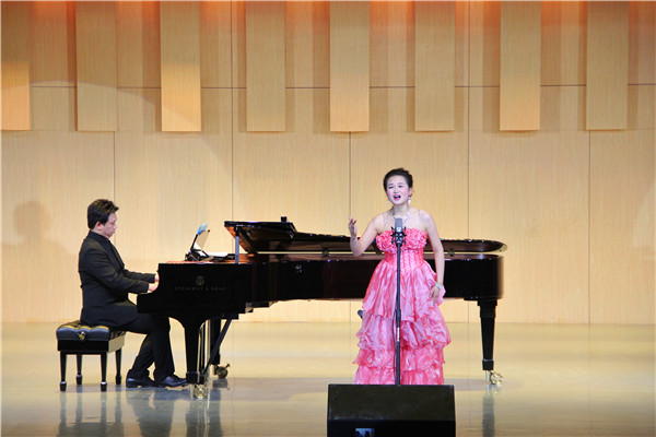 bat365举办姚博慧专场音乐会